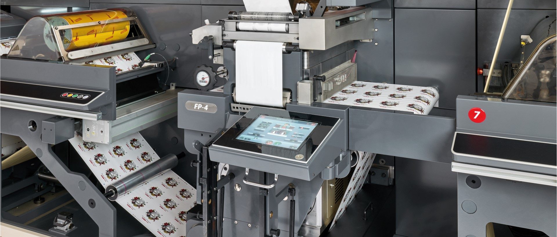 Etichettificio produzione etichette autoadesive